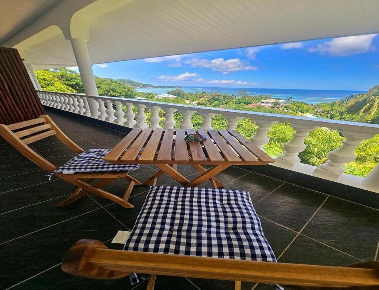 Au Lever Du Soleil Guest House Sea View Au Cap Εξωτερικό φωτογραφία